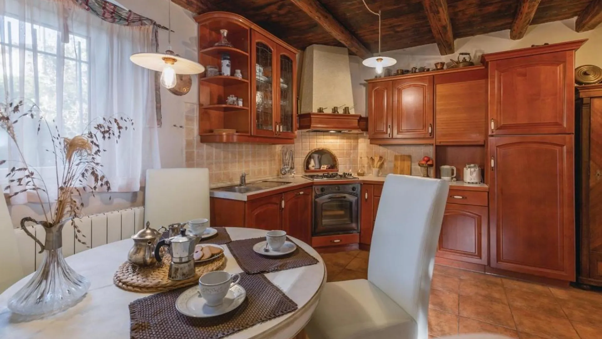 Villa Medaki In Medaki - Haus Fuer 6 Personen